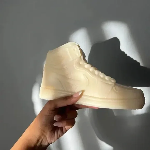 Sneakerhead Candle - Picture 3 of 3
